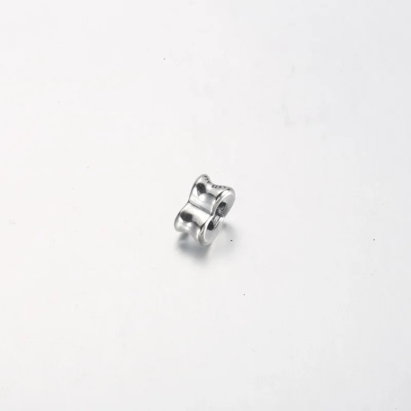 (bilde for) Pandora Strålende Åpent Hjerte Charm - 792492C00 - Vis 3