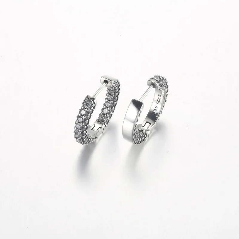 (bilde for) Pandora Timeless Pavé Enkel Rad Øreringer - 292624C01 - Vis 3