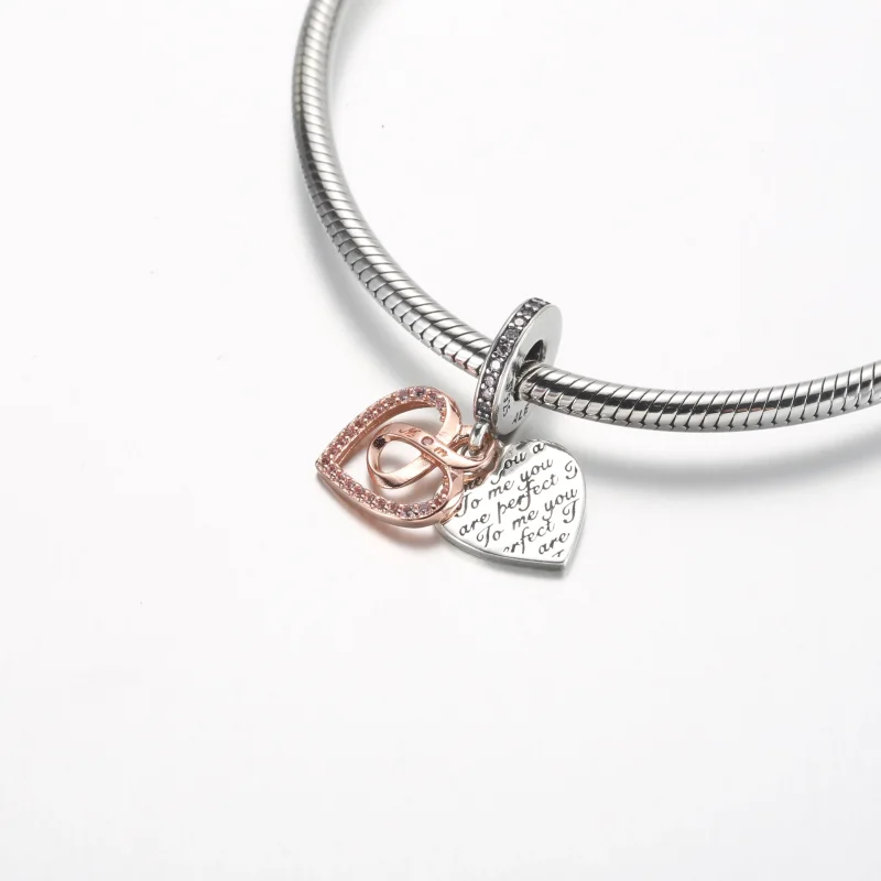 (bilde for) Pandora Tofarget Evighetshjerte Dobbel Hengende Charm - 782641C01 - Vis 4