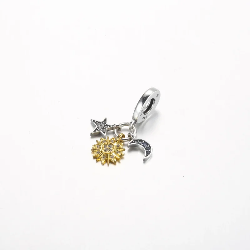 (bilde for) Pandora Tofarget Himmelsk Trippel Hengende Charm - 762676C01 - Vis 2