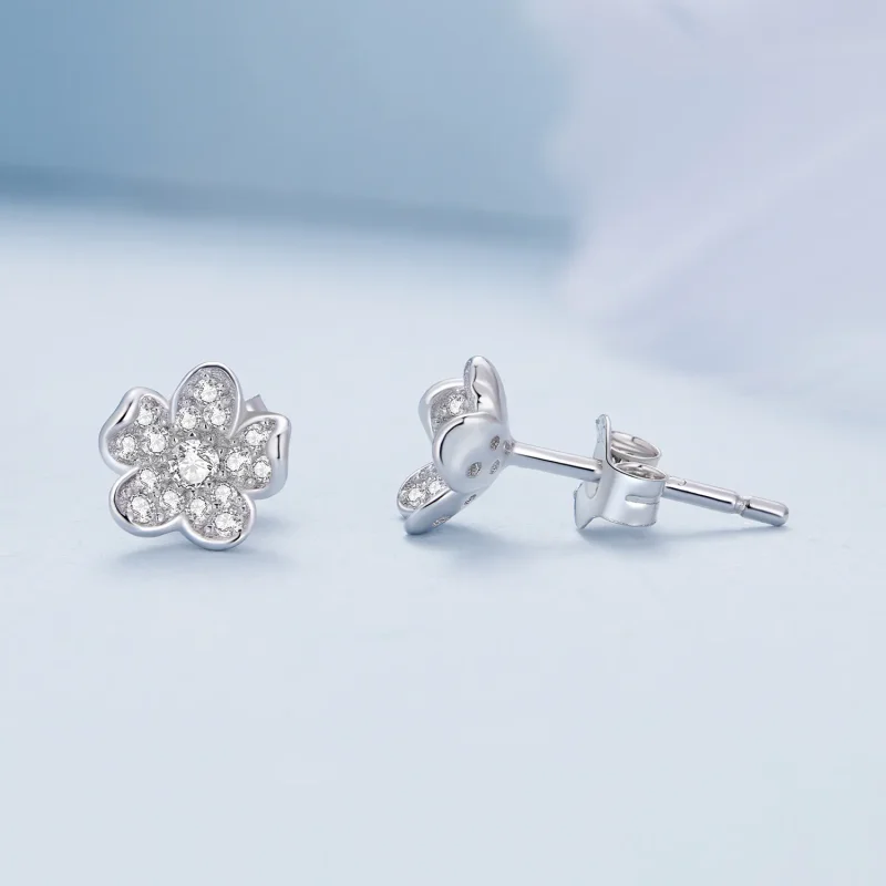 (bilde for) Pandora Style Diamantbelagte ørepynt med blomster - BSE855 - Vis 4