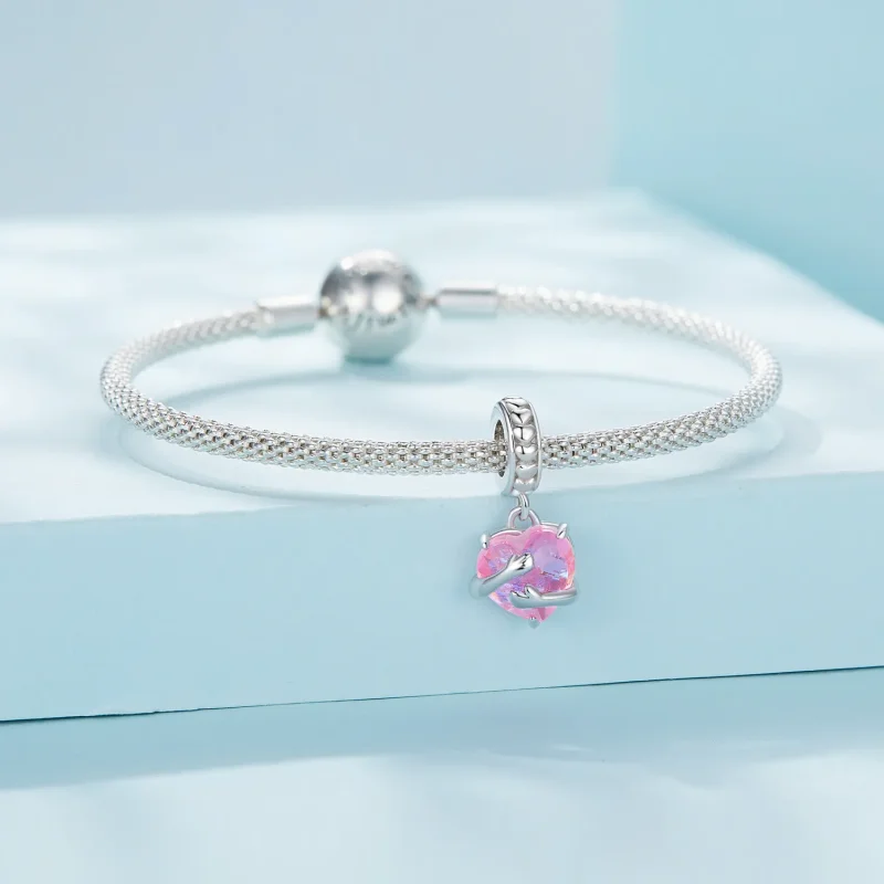 (bilde for) Pandora Style Embrace Dangle - SCC2540 - Vis 3