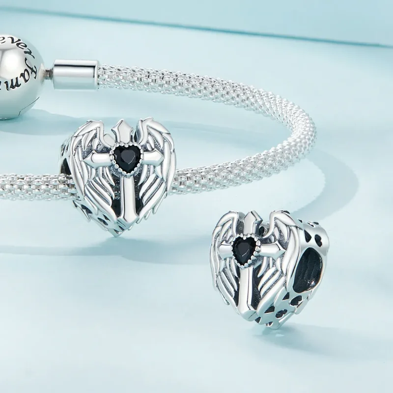 (bilde for) Pandora Style Faith Protects Charm - SCC2496 - Vis 4