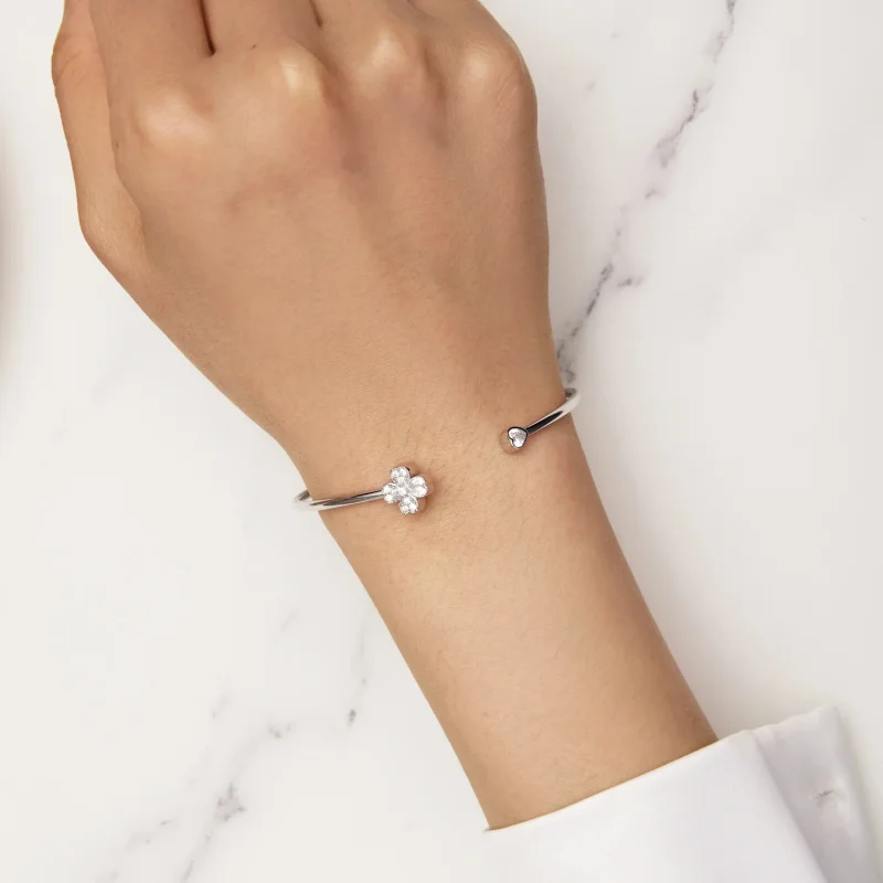 (bilde for) Pandora Style firkløver åpen armring - BSB134 - Vis 8