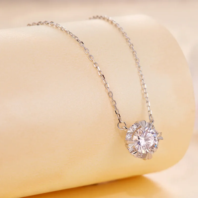 (bilde for) Pandora Style Utsøkt Moissanite Halskjede (ett sertifikat) - MSN011 - Vis 3