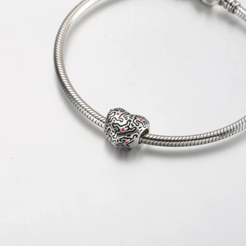 (bilde for) Keith Haring™ x Pandora Line Art People Charm - 792224C01 - Vis 5