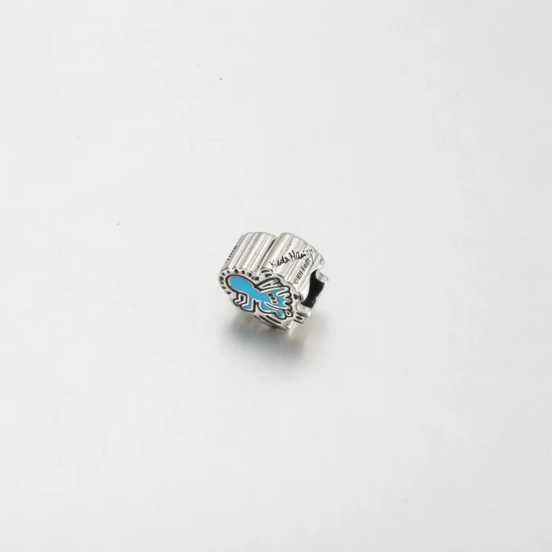 (bilde for) Keith Haring™ x Pandora Radiant Angel Charm - 792219C01 - Vis 2