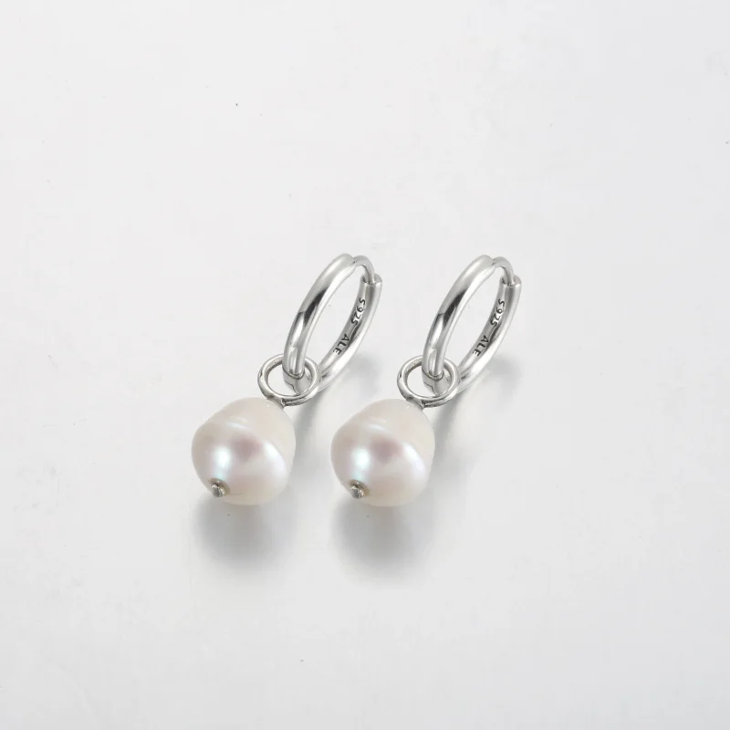 (bilde for) Pandora Barokk Behandlet Ferskvannskulturperle Øredobber - 299426C01 - Vis 2