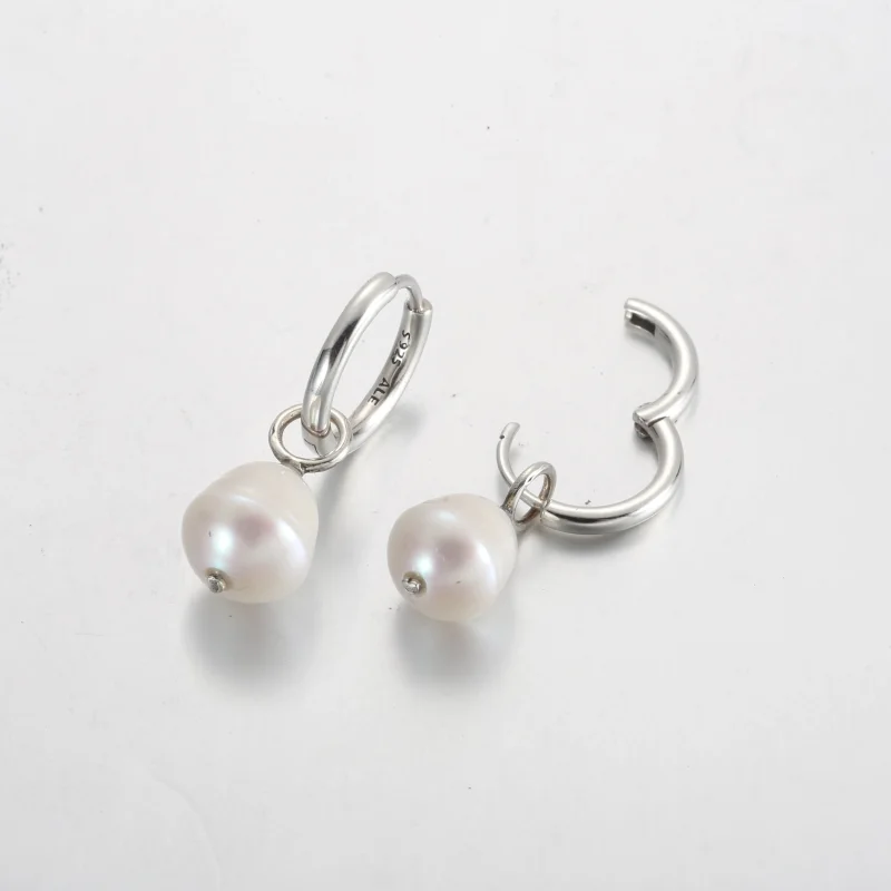 (bilde for) Pandora Barokk Behandlet Ferskvannskulturperle Øredobber - 299426C01 - Vis 4