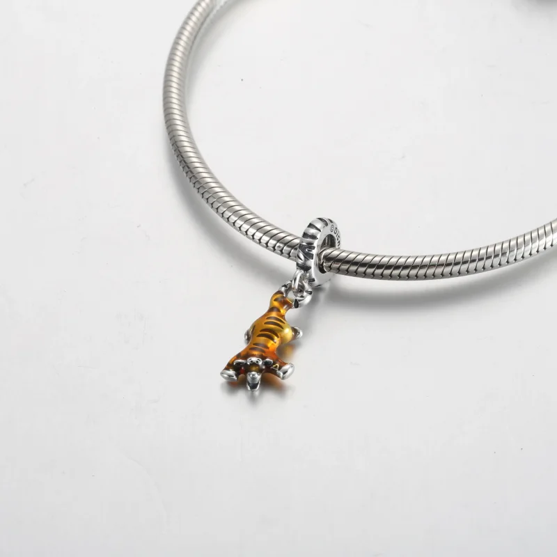 (bilde for) Pandora Disney Ole Brumm Tigergutt Hengende Charm - 792213C01 - Vis 4