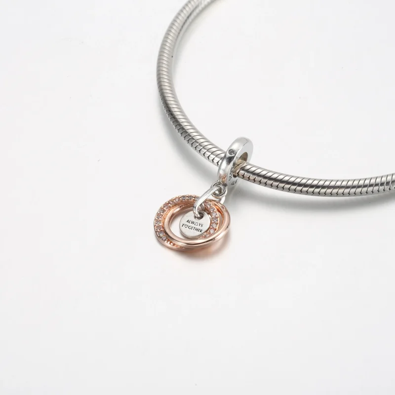 (bilde for) Pandora Familie For Alltid Omkranset Hengende Charm - 780797C01 - Vis 4