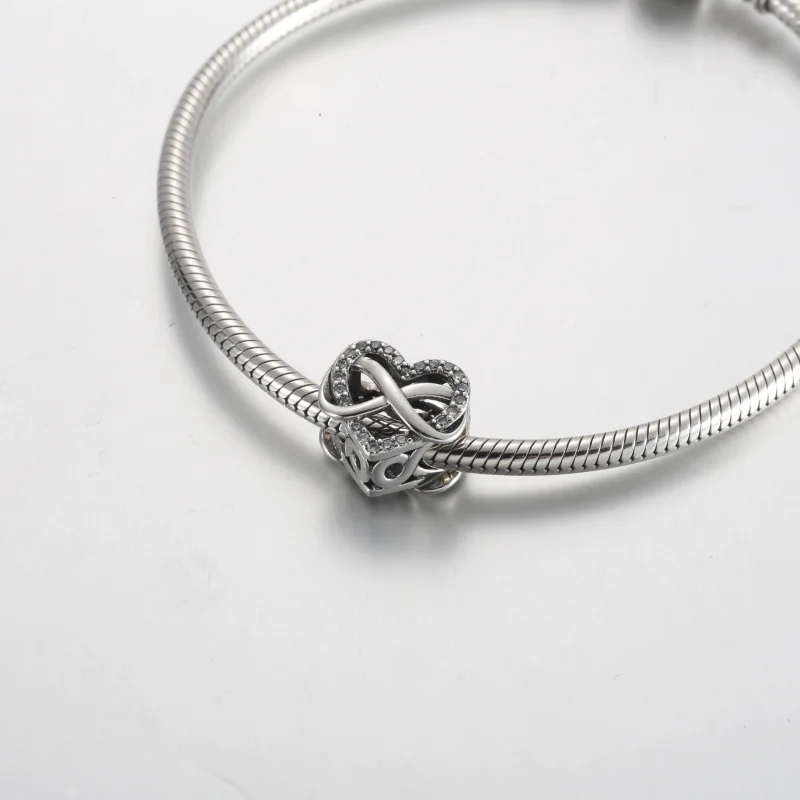 (bilde for) Pandora Funklende For Alltid Rødt Hjerte Charm - 792246C01 - Vis 4