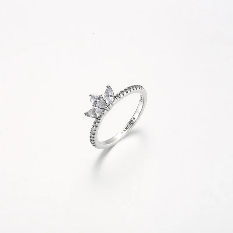(bilde for) Pandora Funklende Herbarium Klynge Ring - 192392C01 - Vis 2