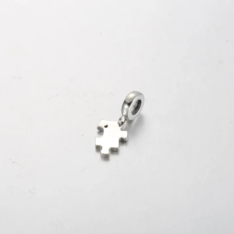 (bilde for) Pandora Funklende Puslesmykke Hengende Charm - 792241C01 - Vis 3