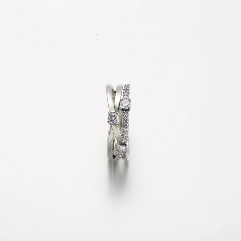 (bilde for) Pandora Funklende Trippel Båndring - 199400C01 - Vis 5