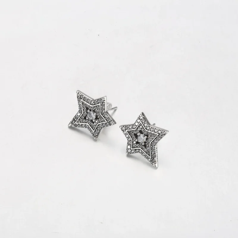 (bilde for) Pandora Himmelsk Asymmetriske Stjerne Øredobber - 292415C01 - Vis 2
