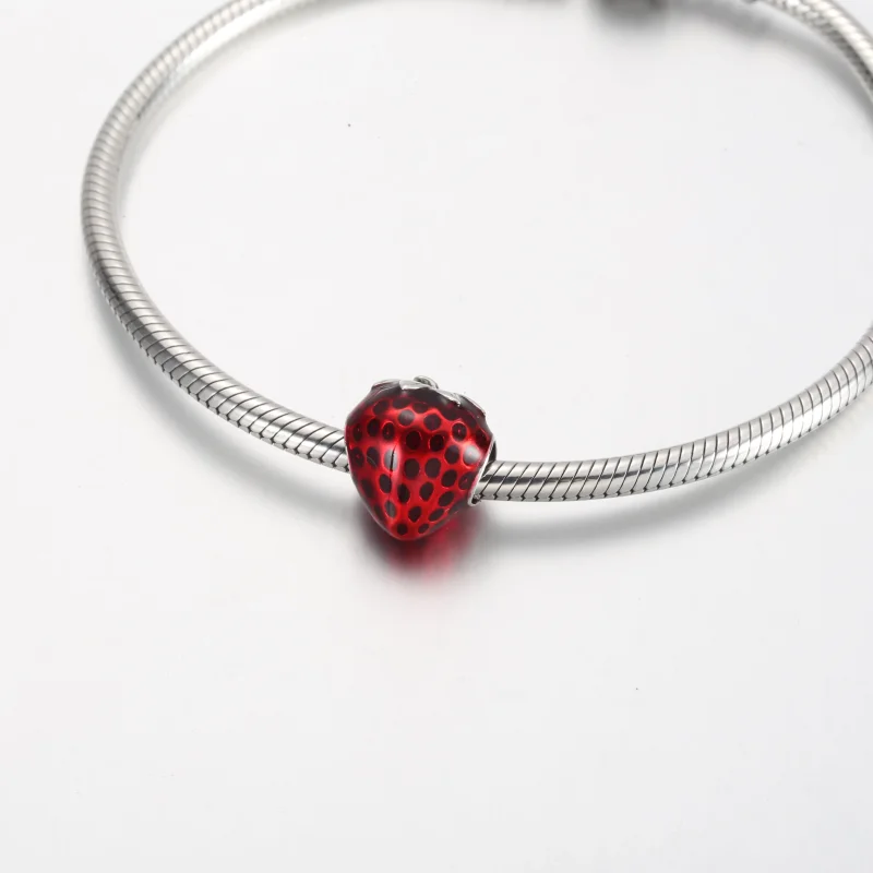 (bilde for) Pandora Jordbærfrukt Charm - 791681C01 - Vis 5