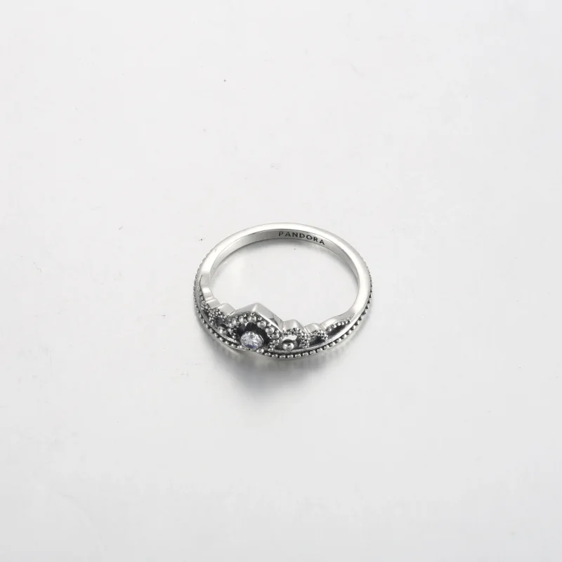 (bilde for) Pandora Kongelig Tiara Sølvkuleprydet Ring - 192233C01 - Vis 3
