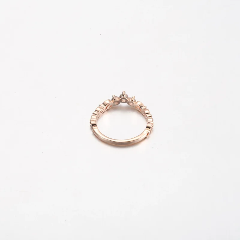 (bilde for) Pandora Kongelig Virvel Tiara Ring - 182232C01 - Vis 4