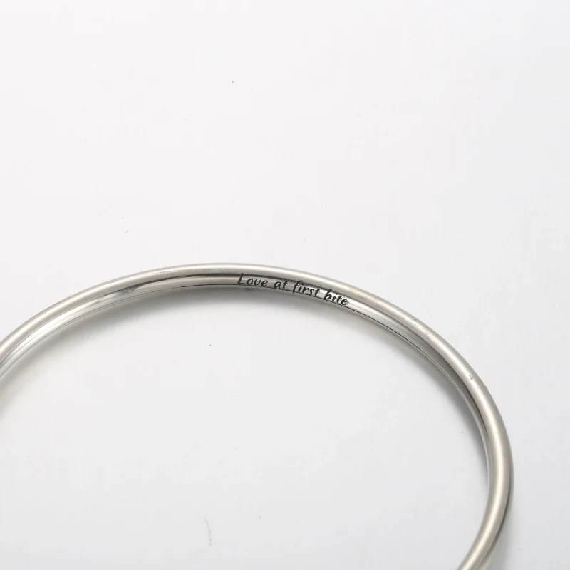 (bilde for) Pandora Moments Disney Stitch Biteklemme Bangle - 591683C01 - Vis 5