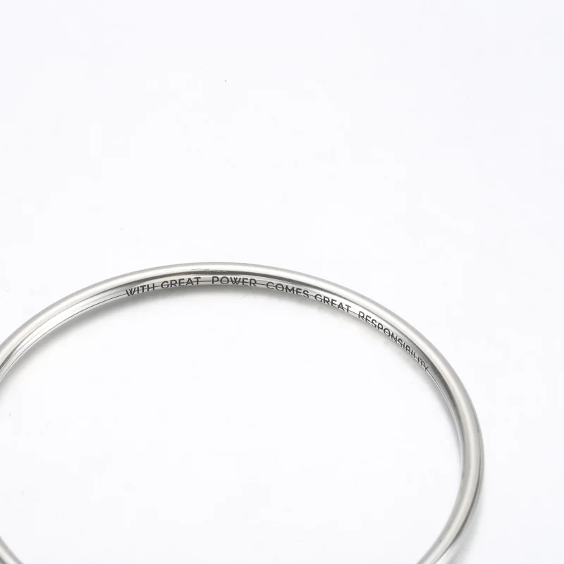 (bilde for) Pandora Moments Marvel Spider-Man Maske Klemme Bangle - 592324C01 - Vis 4