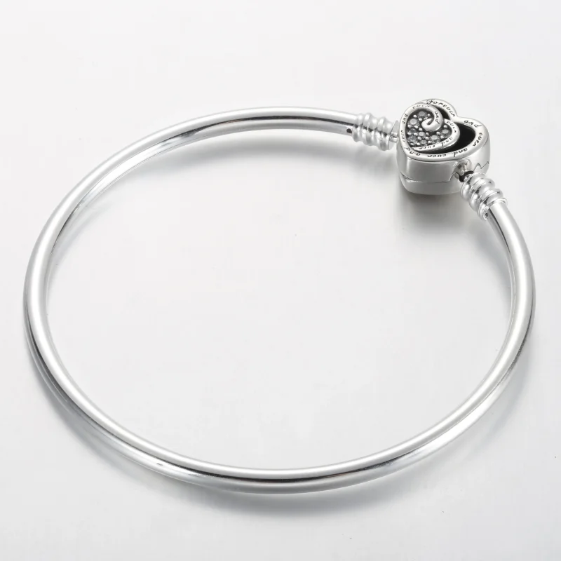 (bilde for) Pandora Moments Sammenflettede Evighet Hjerter Klemme Bangle - 591064C01 - Vis 2