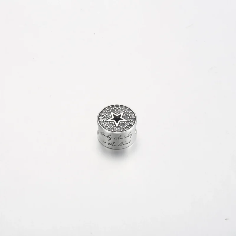 (bilde for) Pandora Pavé og Stjerne Gratulasjoner Charm - 790793C01 - Vis 2