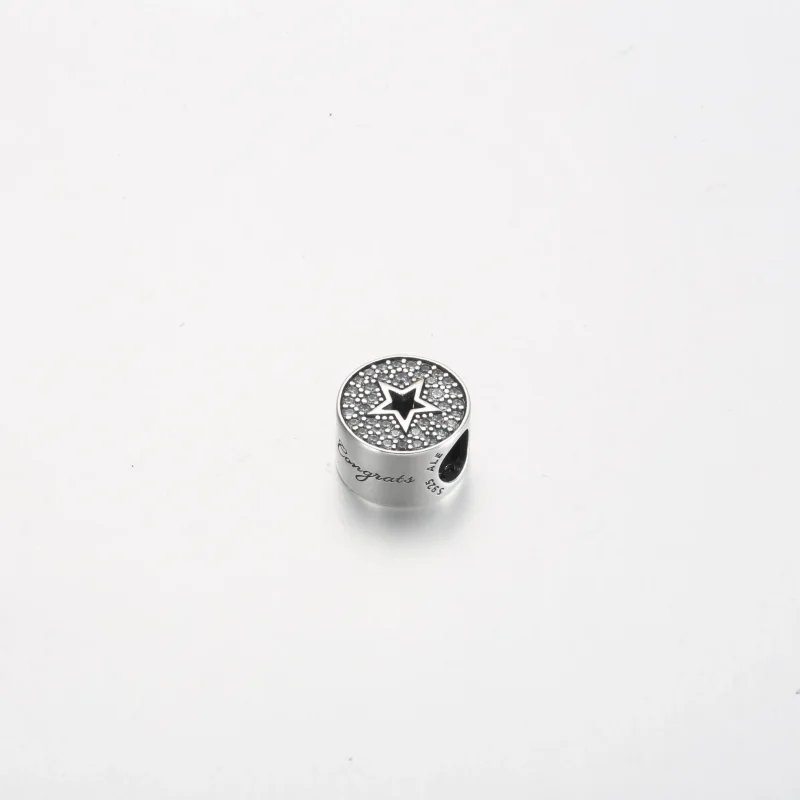 (bilde for) Pandora Pavé og Stjerne Gratulasjoner Charm - 790793C01 - Vis 3