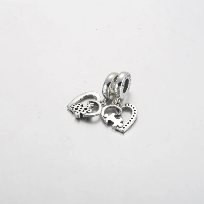 (bilde for) Pandora Puslespill Hjerter Delbart Vennskap Hengende Charm - 792239C01 - Vis 3