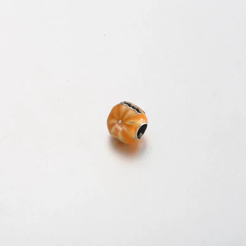 (bilde for) Pandora Selvlysende Skummelt Gresskar Charm - 792291C01 - Vis 4