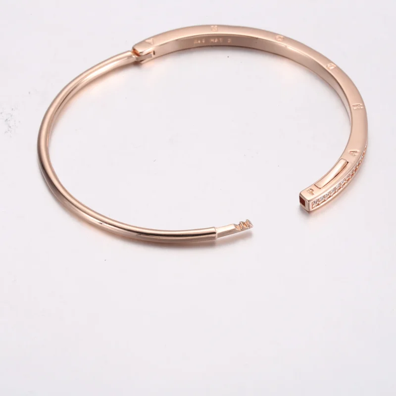 (bilde for) Pandora Signature I-D Pavé Bangle - 582313C01 - Vis 5