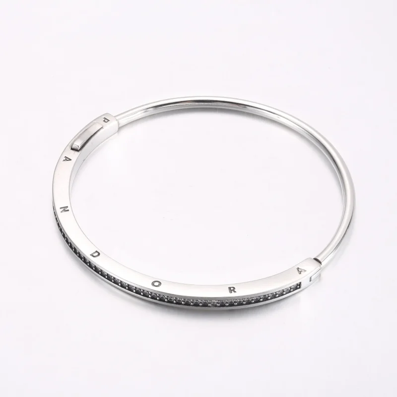 (bilde for) Pandora Signature I-D Pavé Bangle - 592313C01 - Vis 2
