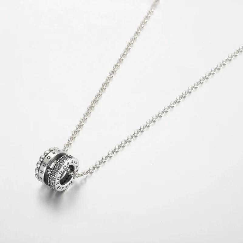 (bilde for) Pandora Signature Logo Pavé og Sølvkuler Anheng og Halskjede - 392311C01 - Vis 2