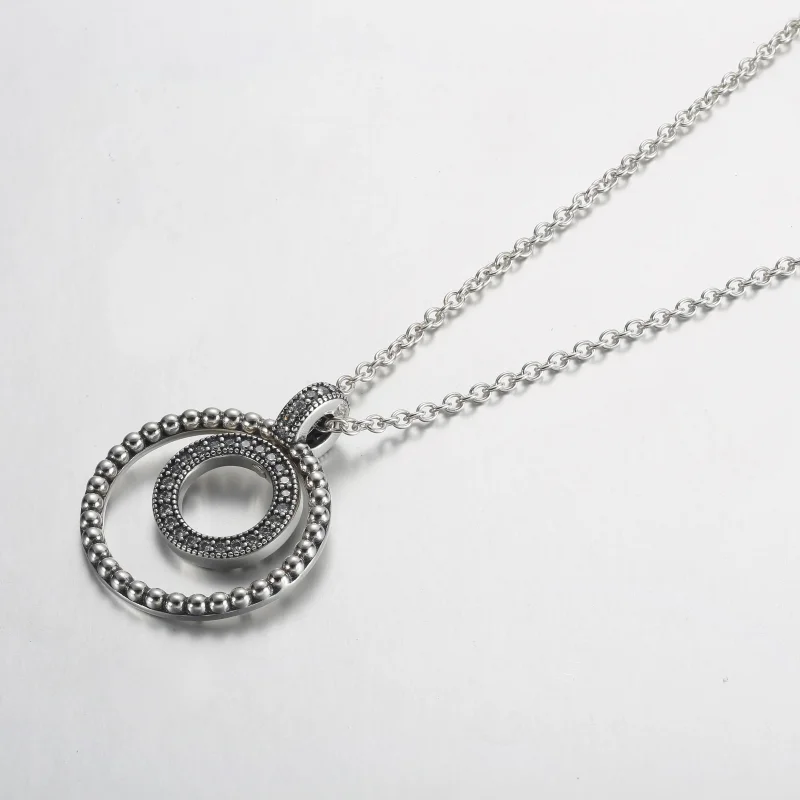 (bilde for) Pandora Signature Pavé og Sølvkuler Anheng og Halskjede - 392308C01 - Vis 2
