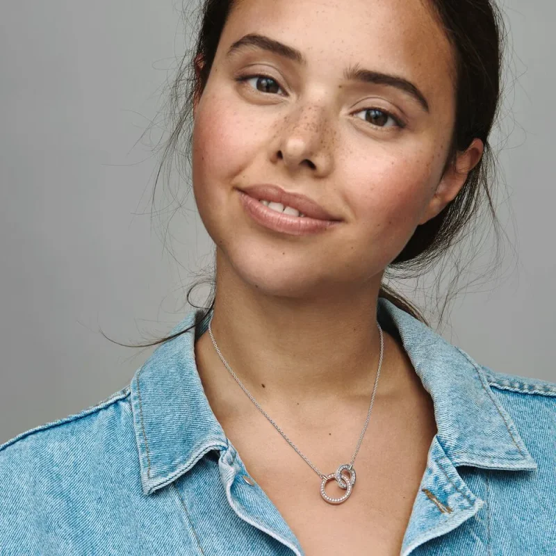 (bilde for) Pandora Signature Tofarget Halskjede med Sammenkoblede Sirkler - 382778C01 - Vis 3