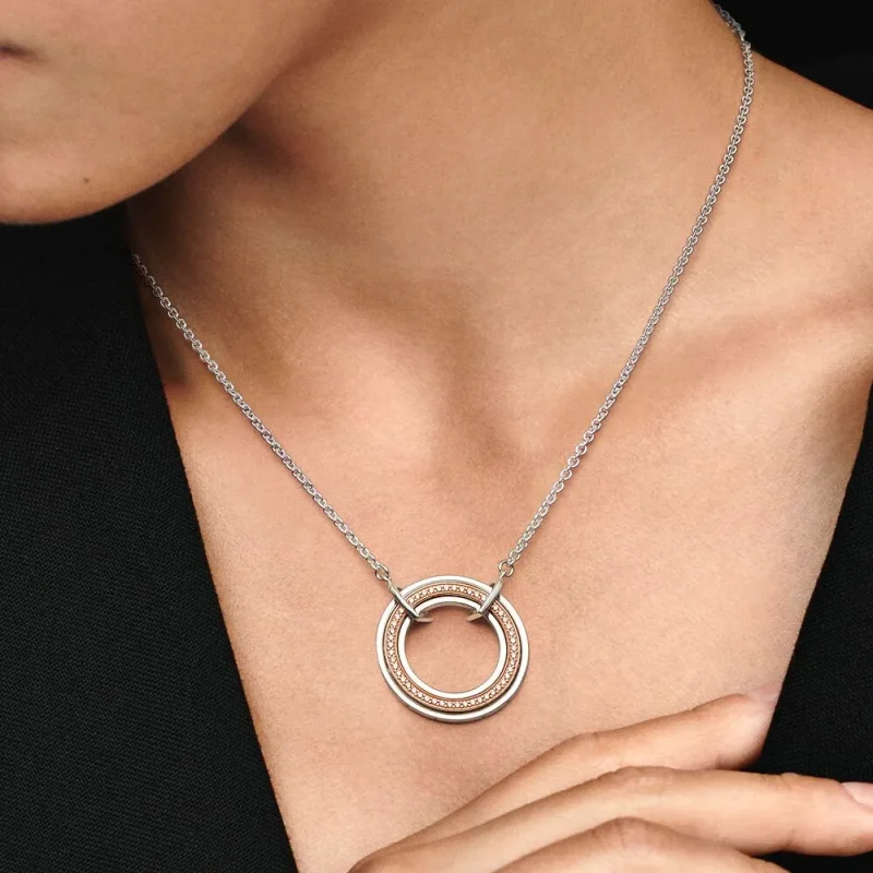 (bilde for) Pandora Signature Tofarget Logo og Pavé Halskjede - 382772C01 - Vis 2