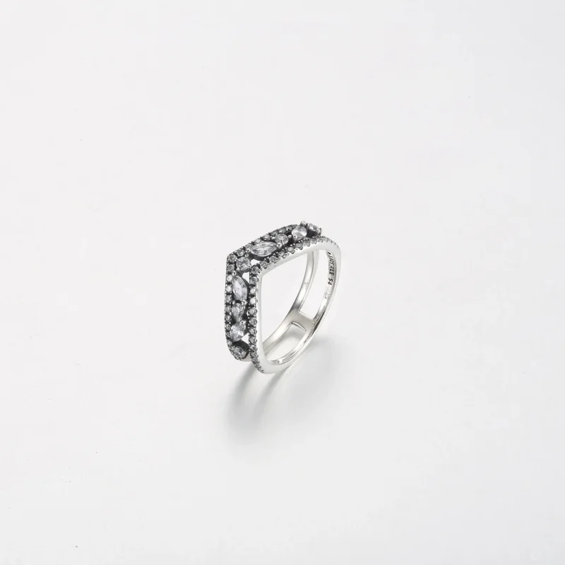 (bilde for) Pandora Skinnende Marquise Dobbel Wishbone Ring - 199095C01 - Vis 2