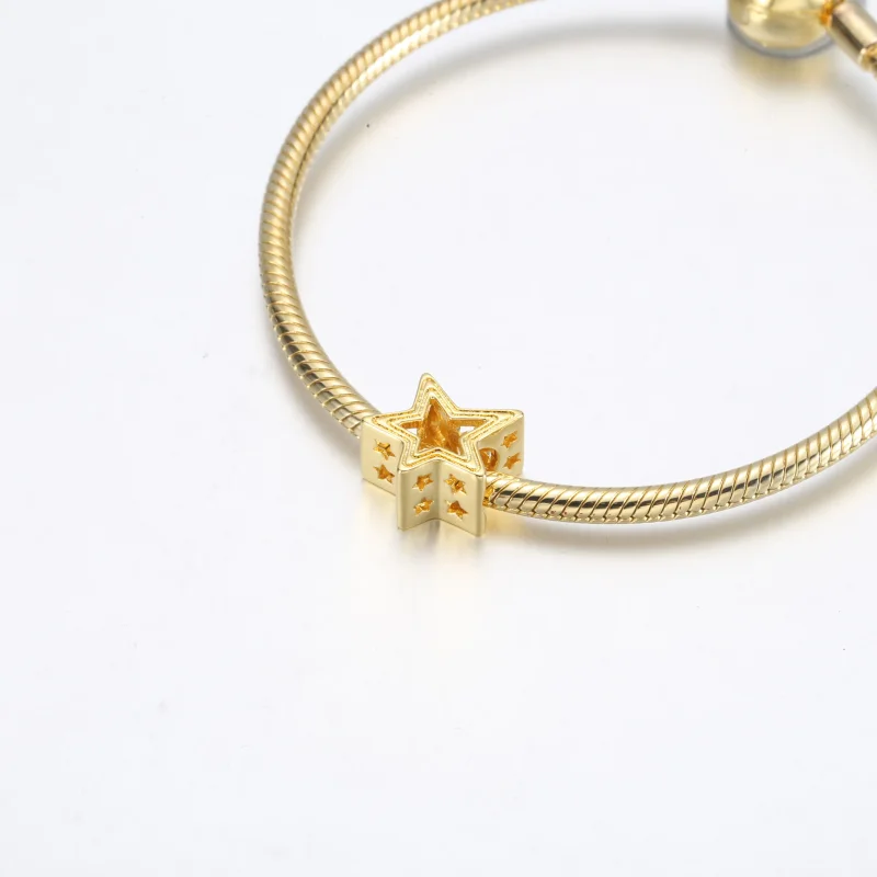 (bilde for) Pandora Skinnende Stjerne Charm - 752361C00 - Vis 5