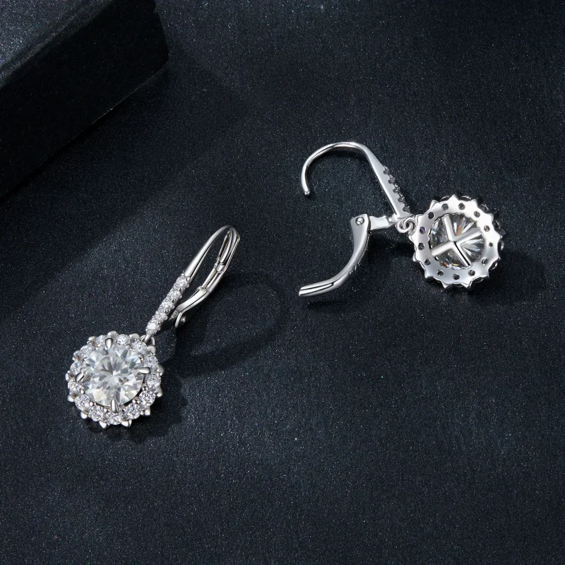 (bilde for) PANDORA Style Glitrende 1K Moissanite øredobber (to sertifikater) - MSE046 - Vis 3
