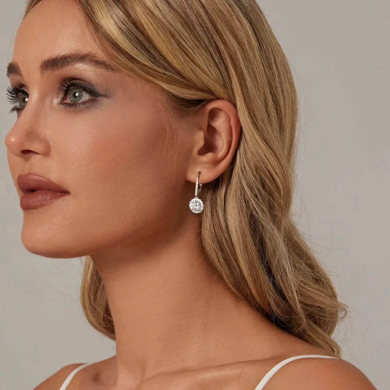 (bilde for) PANDORA Style Glitrende 1K Moissanite øredobber (to sertifikater) - MSE046 - Vis 5