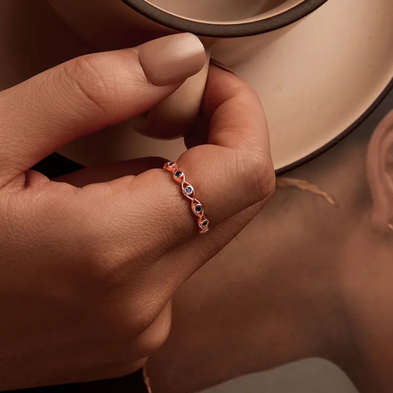 (bilde for) PANDORA Style Rose Gold Devil's Eye Ring - BSR212-C - Vis 5