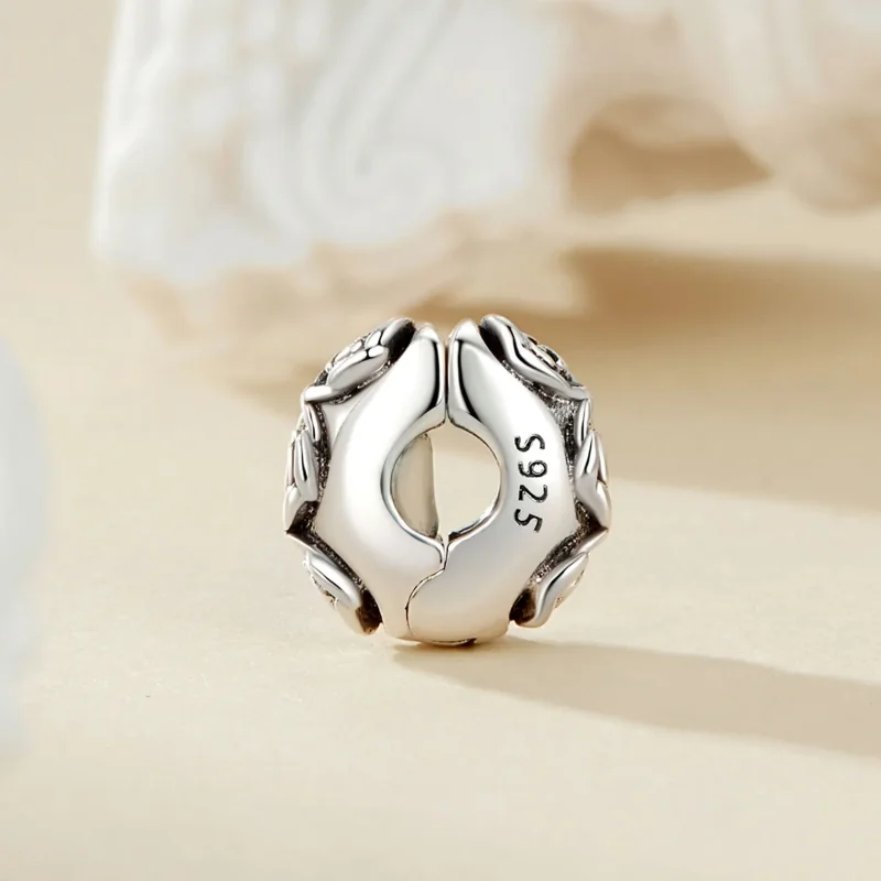 (bilde for) PANDORA Style Rose Positioning Spenne Charm - SCC2706 - Vis 3