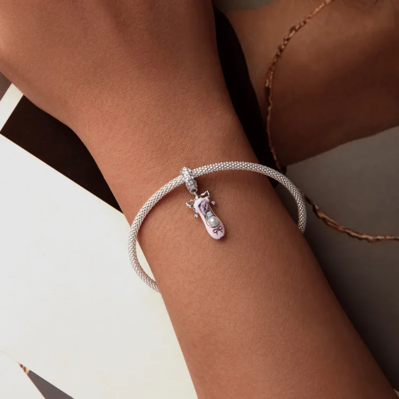 (bilde for) PANDORA Style Ballett Skoanheng - SCC2761 - Vis 5