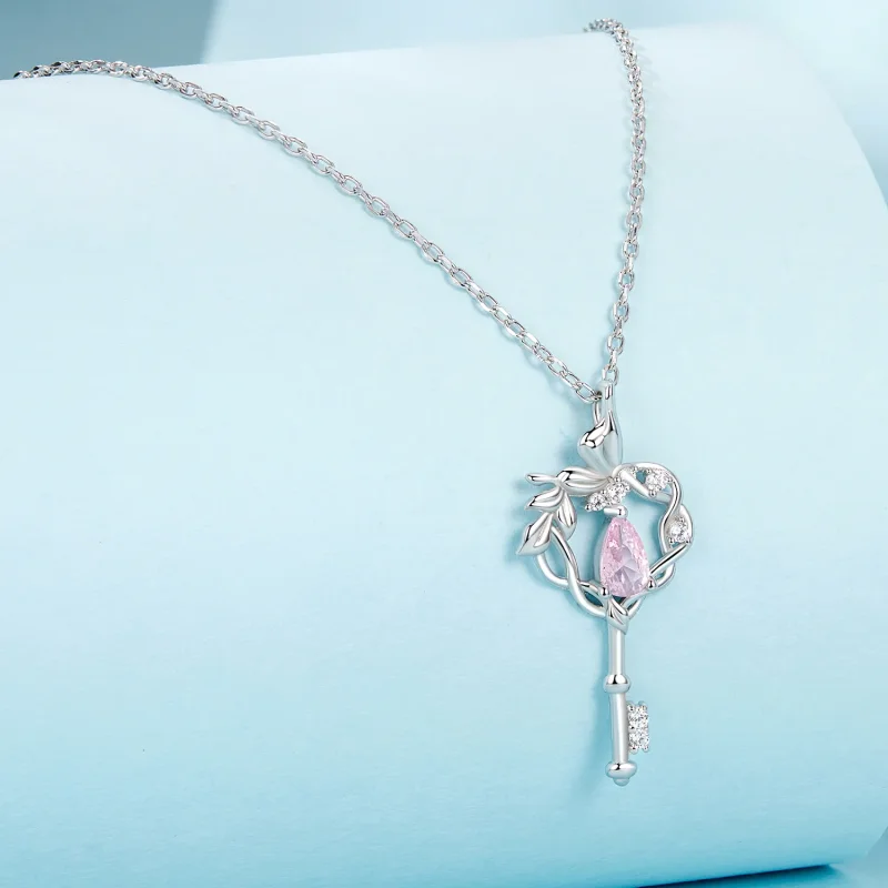 (bilde for) PANDORA Style Butterfly Vine Heart Key Halskjede - SCN518 - Vis 2
