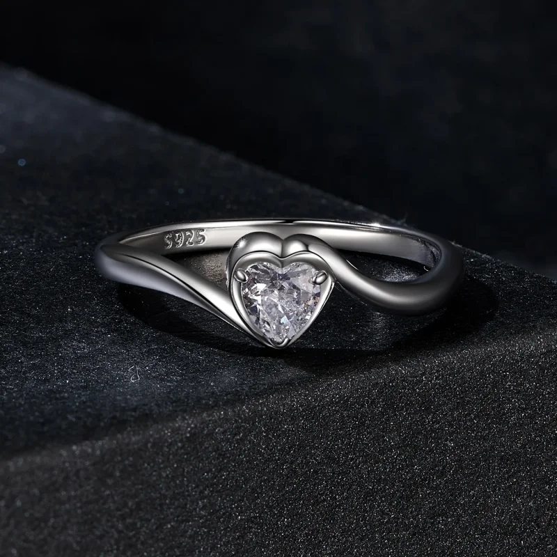 (bilde for) PANDORA Style Exquisite Love Moissanite Ring (ett sertifikat) - MSR047 - Vis 3