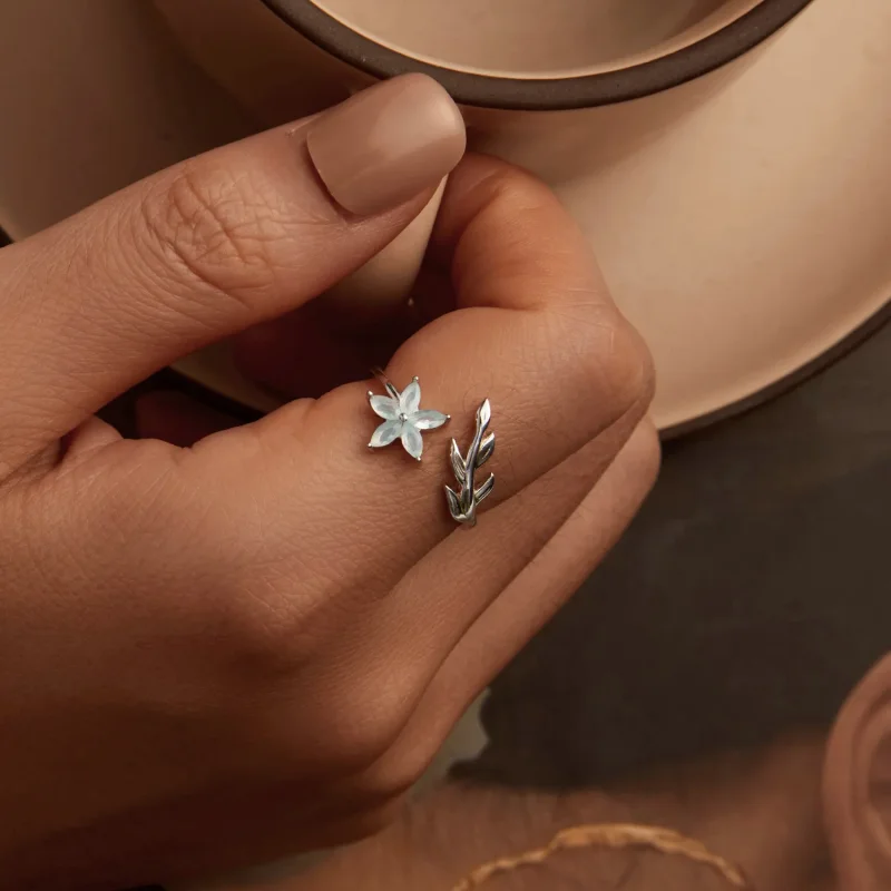 (bilde for) PANDORA Style Grønn Flower Åpen Ring - BSR533-E - Vis 4