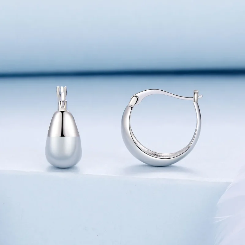 (bilde for) PANDORA Style, kraftig ørespenne i metall - BSE967 - Vis 2