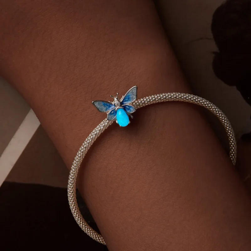(bilde for) PANDORA Style Luminous Blue Bee Charm - SCC2734 - Vis 5