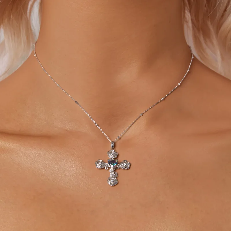 (bilde for) PANDORA Style Rose Cross Halskjede - BSN379 - Vis 5