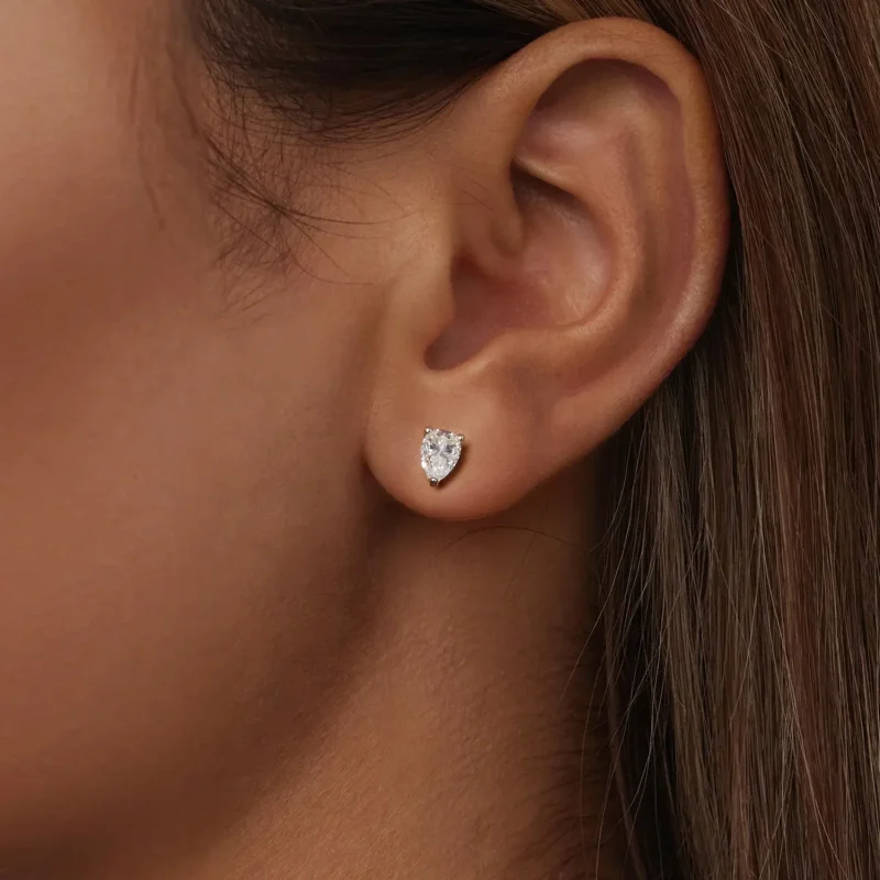 (bilde for) PANDORA Style Vanndråpe Moissanite øredobber (to sertifikater) - MSE049 - Vis 5